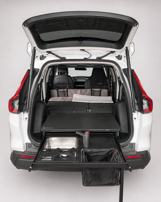 Honda CR-V 6代，睡眠板展開、餐廚模組拉出